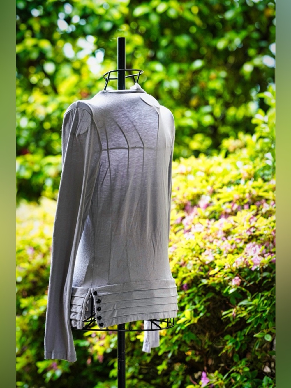 Isaac Mizrahi Grey Ruffle Hem Long Sleeve Top - Beaded Detail